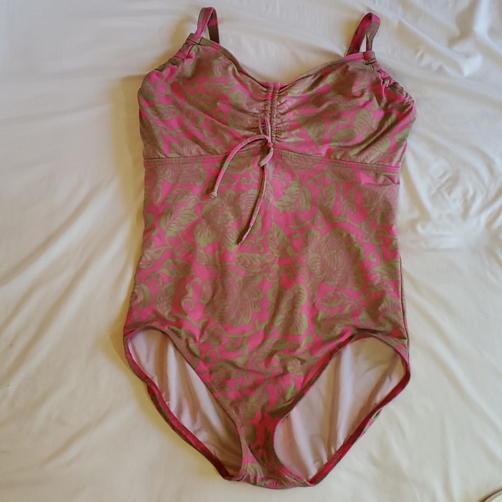 Lands' End Womens One-Piece Swimsuit 10DD